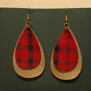 Handmade faux leather teardrop earrings-Gold & Red